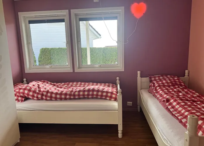 Modern 2-bedroom In Tau